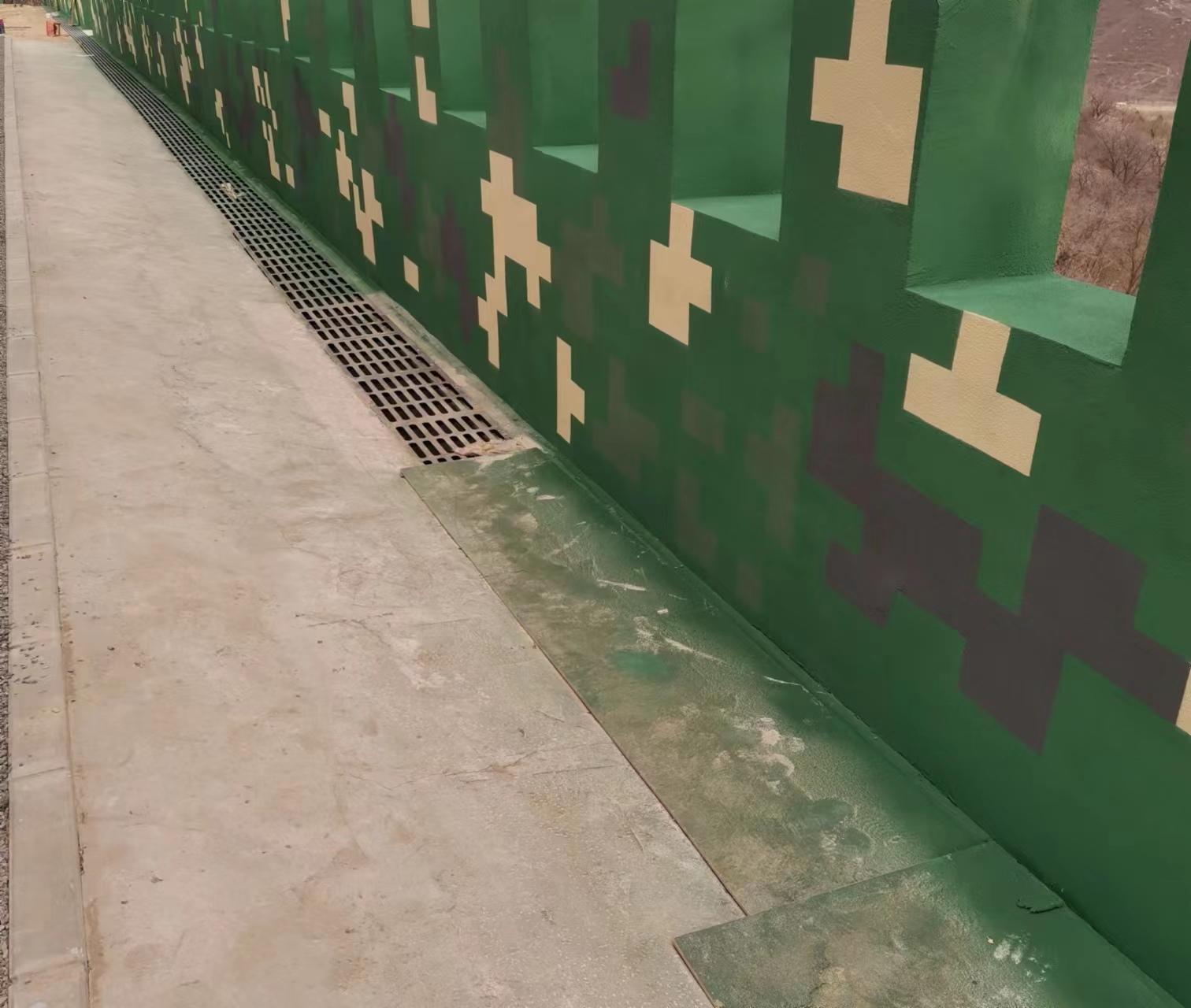 铁门关围墙迷彩喷涂,数迷彩漆